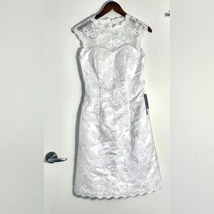 JJs House White Floral Lace Dress